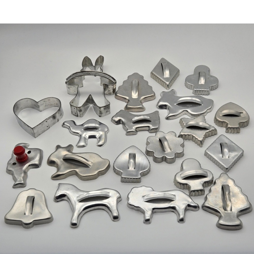 Vintage Aluminum Cookie Cutter Set 20pc Animals Holiday Shapes‎ Silver Metal